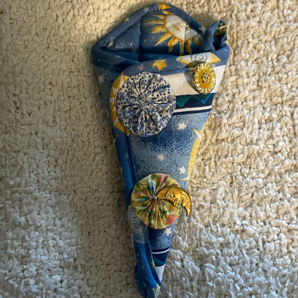 Scissor holder